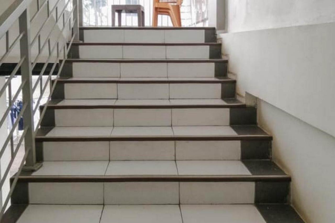 Duku Laponca Residence Pondok Cabe Syariah Redpartner מראה חיצוני תמונה